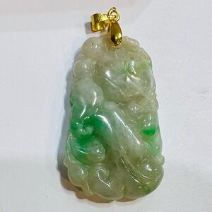 Ruyi jade pendant